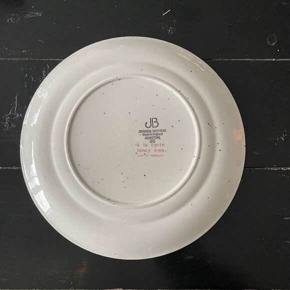 vintage johnson brothers ironstone plate - Picture 2 of 3